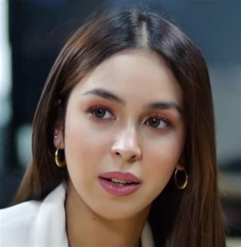 julia barretto height